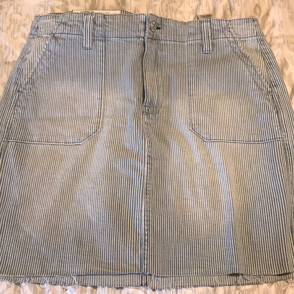 Brand new with tags utility skirt by Seven7 size 10 very cute
